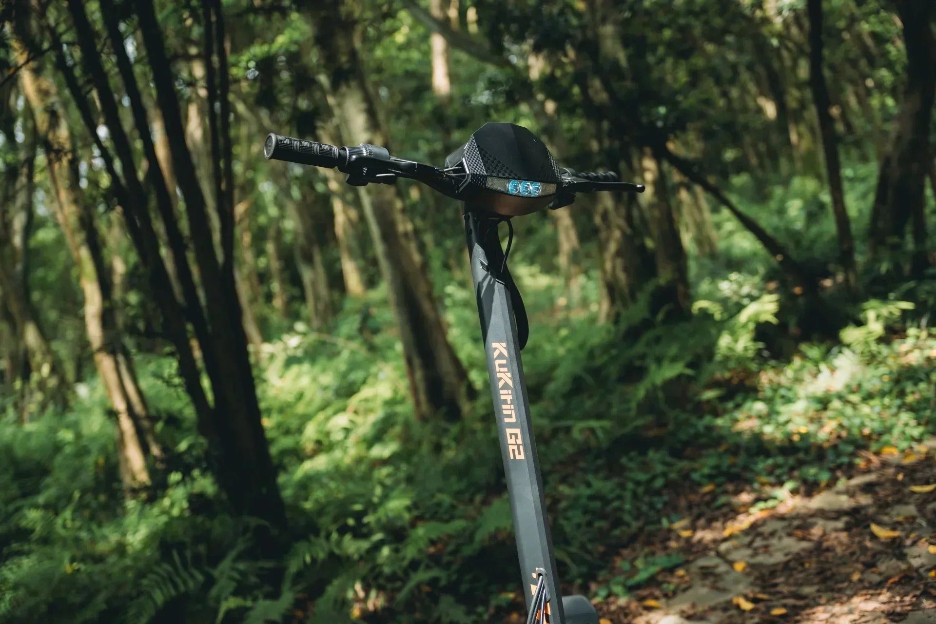 KuKirin G2 (2026 New): The Smart Touchscreen Commuter for Modern Streets
